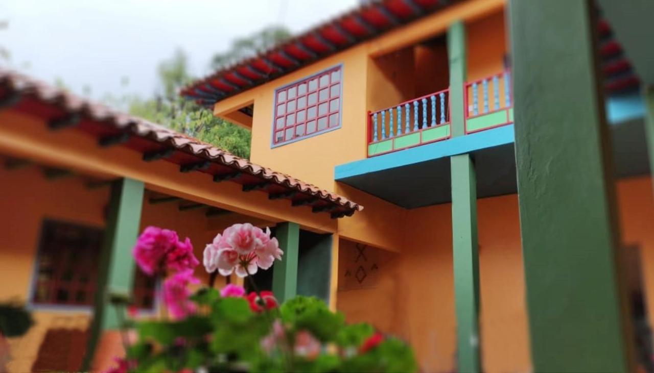 Casona 1865 Hotell Ráquira Eksteriør bilde