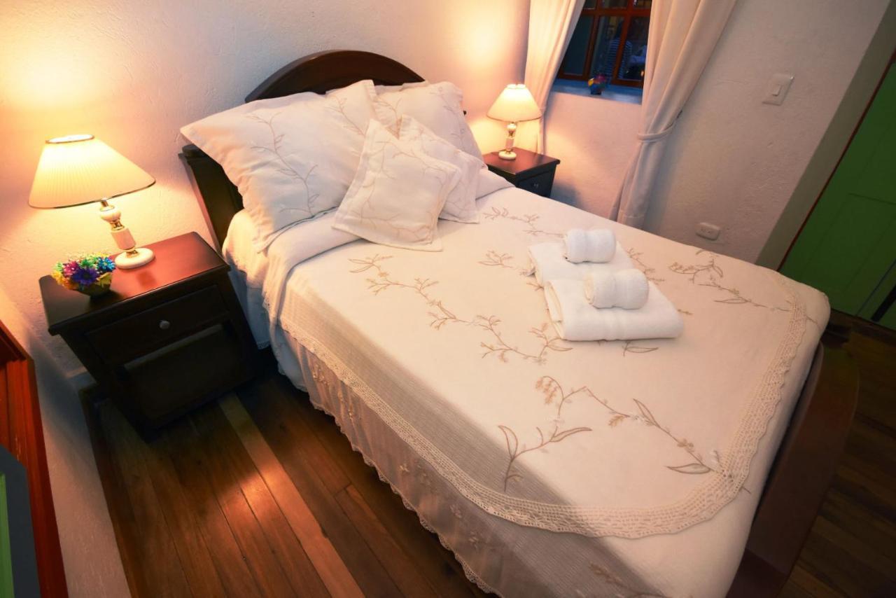 Casona 1865 Hotell Ráquira Eksteriør bilde